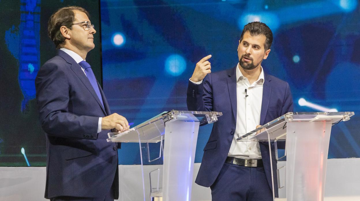 Mañueco y Tudanca, en un momento del debate electoral