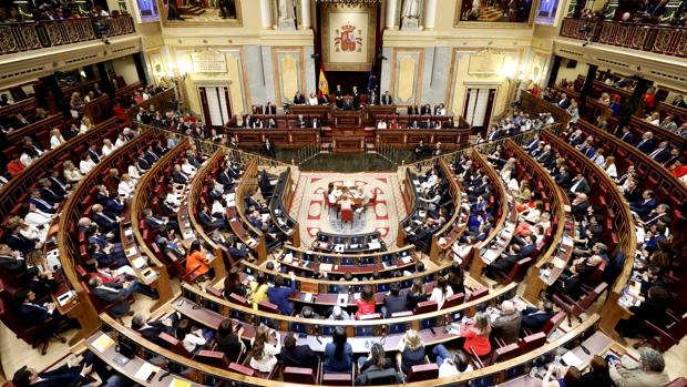 El reparto de los asientos de los diputados, la primera «batalla» del Congreso