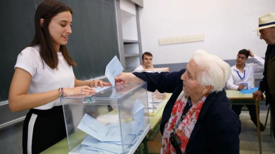 Elecciones autonómicas en Castilla y León: la participación alcanza el 53,45%