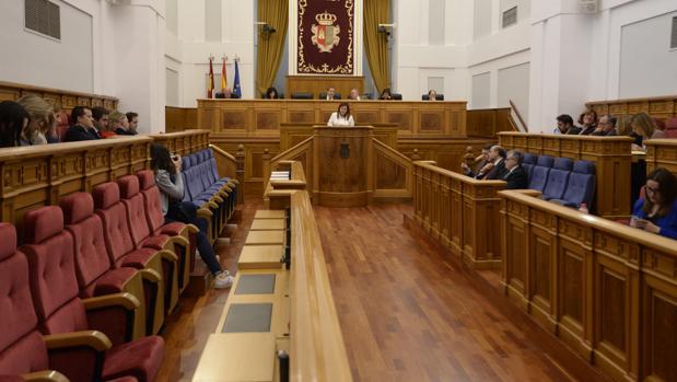 Los partidos cobrarán una subvención de 12.810 euros por escaño