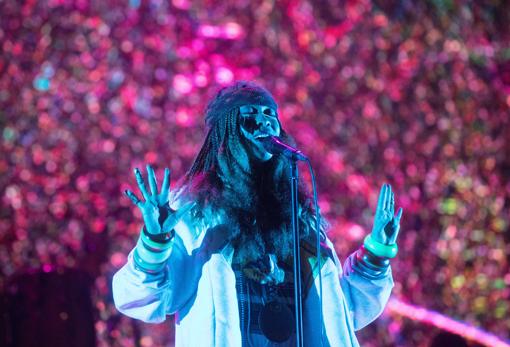 Erykah Badu, durante su actuación en Barcelona