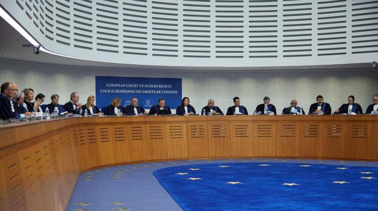 Foto de los magistrados del Tribunal Europeo de Derechos Humanos