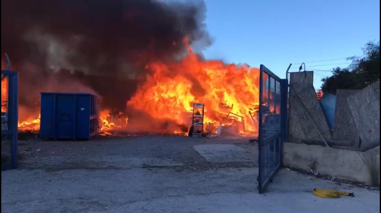 Imagen del incendio en Alicante