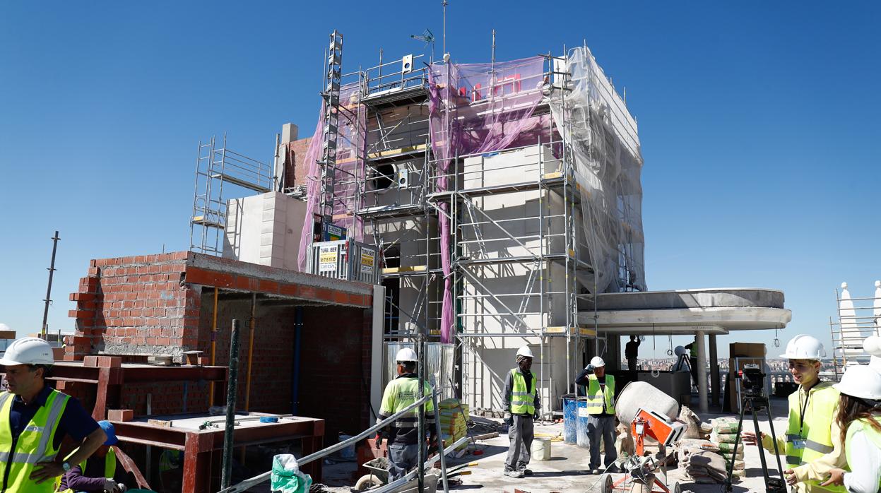 Obras del futuro hotel del edificio España