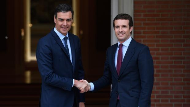 Sánchez se reunirá el martes con Casado, Rivera e Iglesias