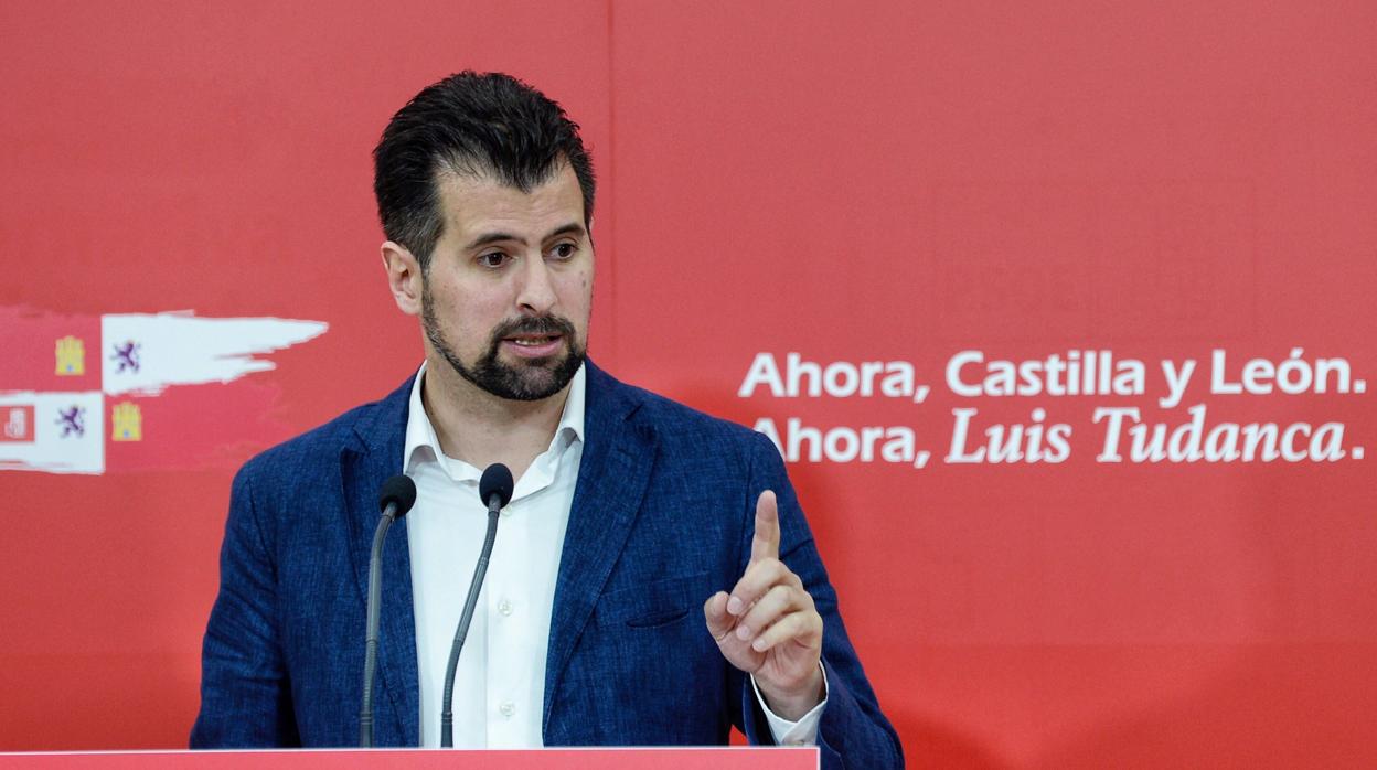 El candidato del PSOE, Luis Tudanca