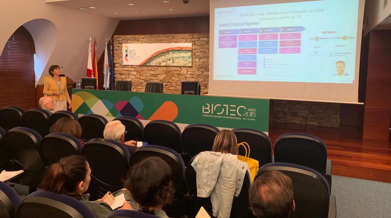 Presentación de resultados en el Congreso Nacional de Biotecnología en Vigo