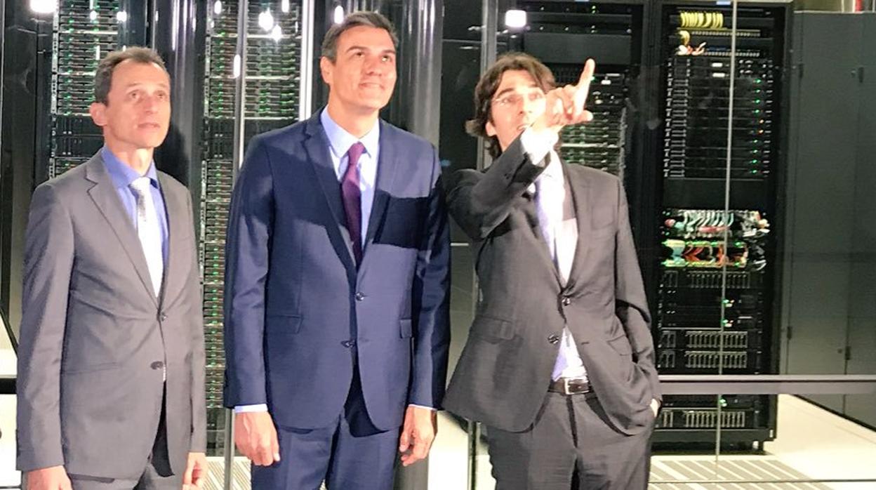 Sánchez y Duque en el supercomputador de Barcelona