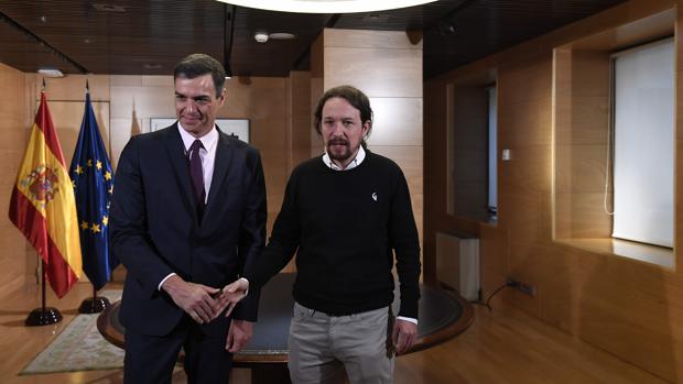 Sánchez se queda con Iglesias como única opción pero ambos difieren en la forma del pacto