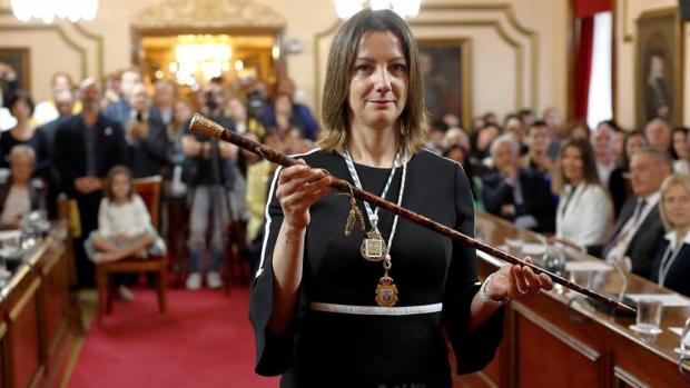 Lara Méndez, reelegida alcaldesa de Lugo gracias a los votos del BNG