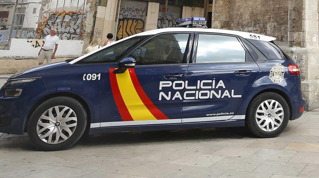 Detenido un joven de 22 años por robar un coche, provocar un accidente y agredir a dos agentes en Ávila