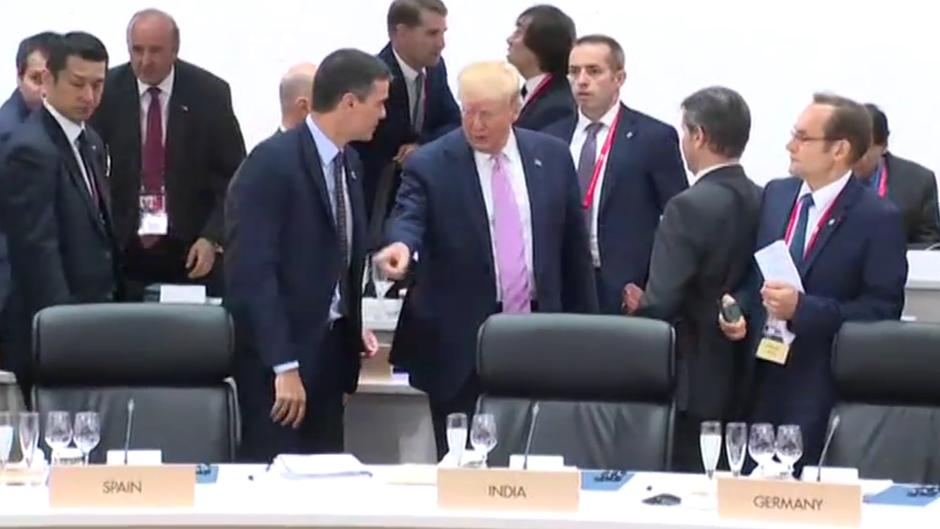 Trump manda sentarse a Sánchez cuando este quería saludarlo en el G-20