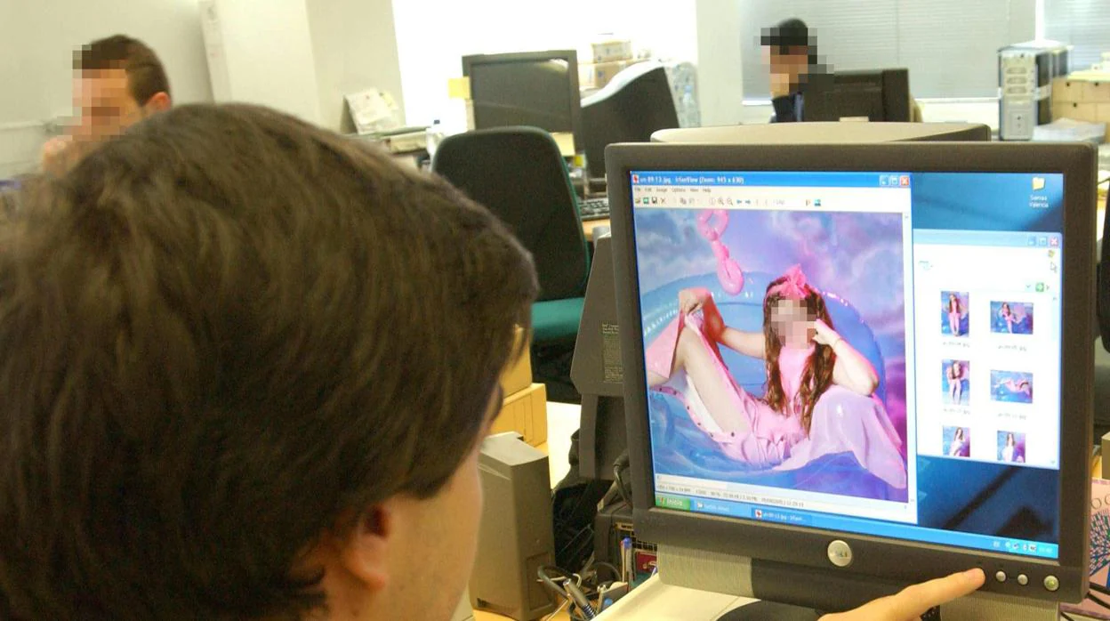 Imagen de una operación contra la pornografía en internet