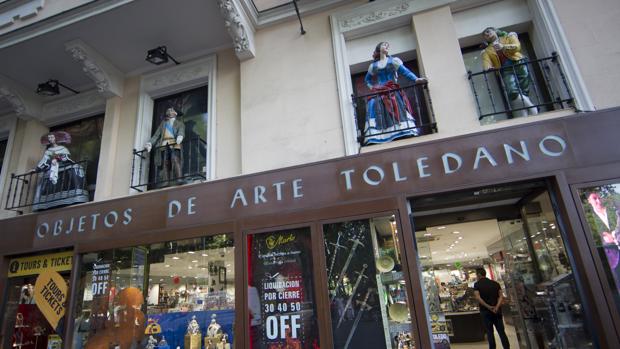 Adiós a la tienda de arte toledano: la última mirada de las otras meninas del Prado