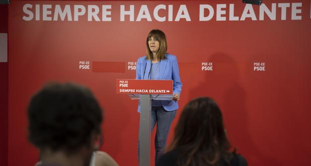 Idoia Mendia sugiere a María Chivite que presente su candidatura en Navarra