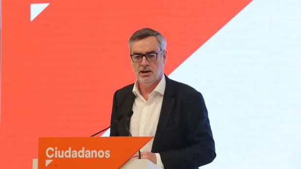 Ciudadanos deja en manos de Vox las investiduras de la Comunidad de Madrid y la Región de Murcia