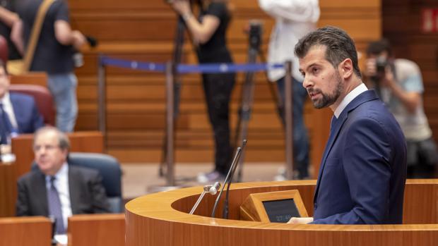 Tudanca al PP y Cs: «Han traicionado a Castilla y León»