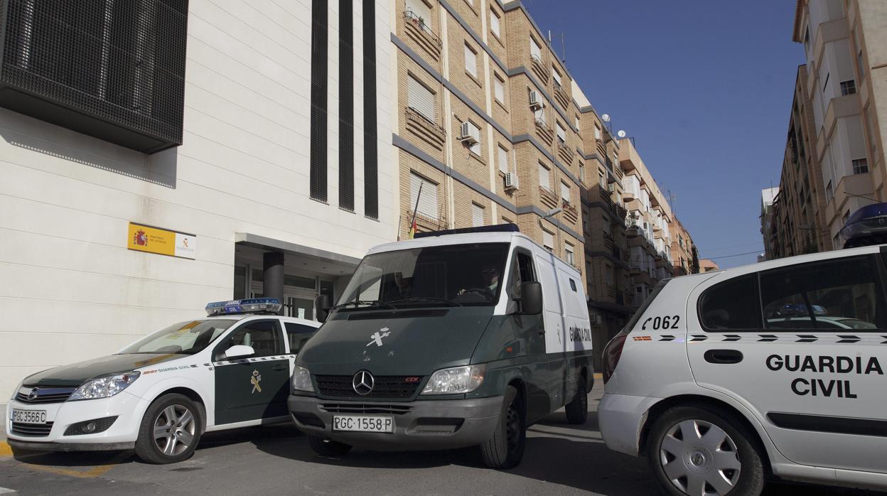 Imagen de archivo de la Guardia Civil en los Juzgados de Alfafar