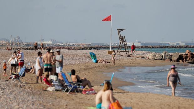 Reabren las playas de Massamagrell y de El Puig y se mantiene cerrada la de la Pobla de Farnals