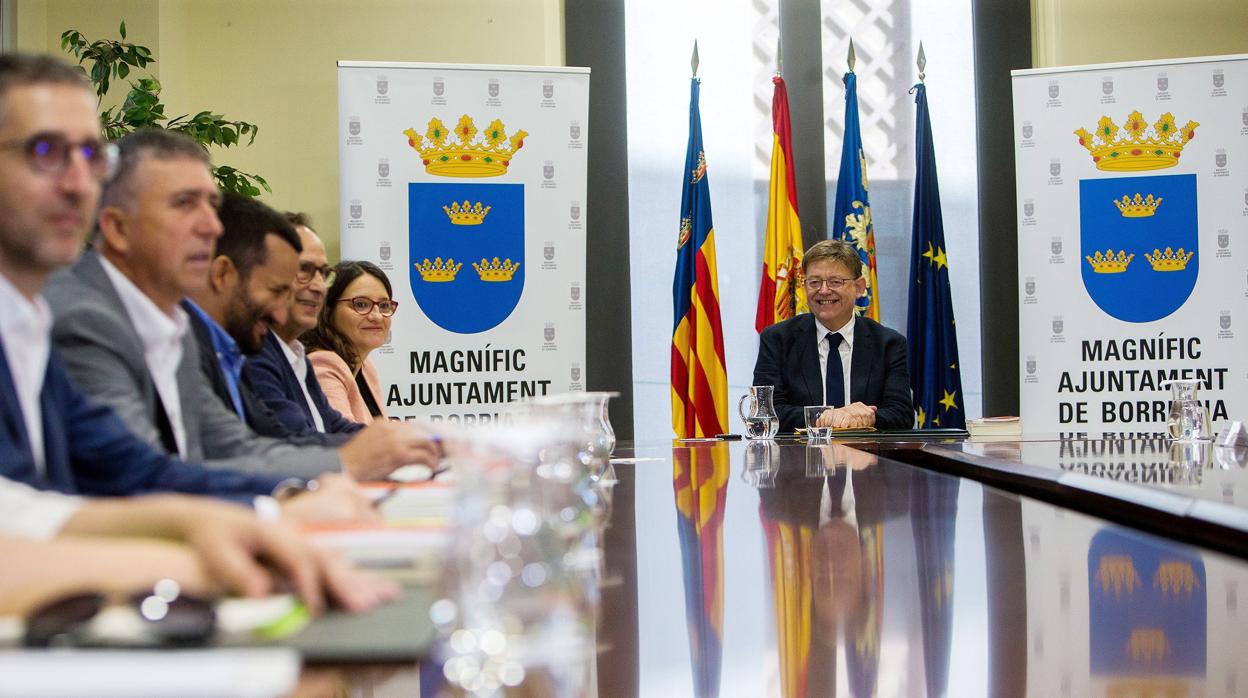 Imagen de Puig junto al resto de miembros del Gobierno valenciano tomada este viernes