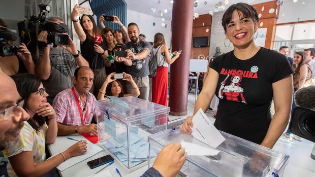 Teresa Rodríguez se rebela y no votará en la consulta de Podemos: «Es un insulto a la inteligencia»