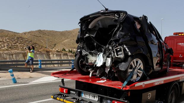 Dos adultos y un bebé de 24 meses mueren en un grave accidente de tráfico en la AP-7 en Alicante