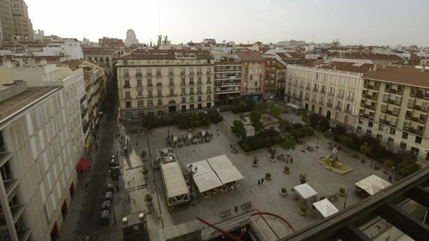 Almeida anulará el proyecto de Ahora Madrid para la plaza de Pedro Zerolo