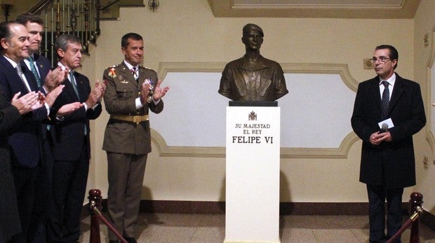 El PP pide a la Asamblea que instale un busto del Rey Felipe VI «en un lugar preferente»