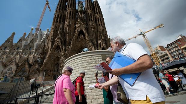 La última campaña contra el turismo en Barcelona: «No cuentes a nadie que has estado»