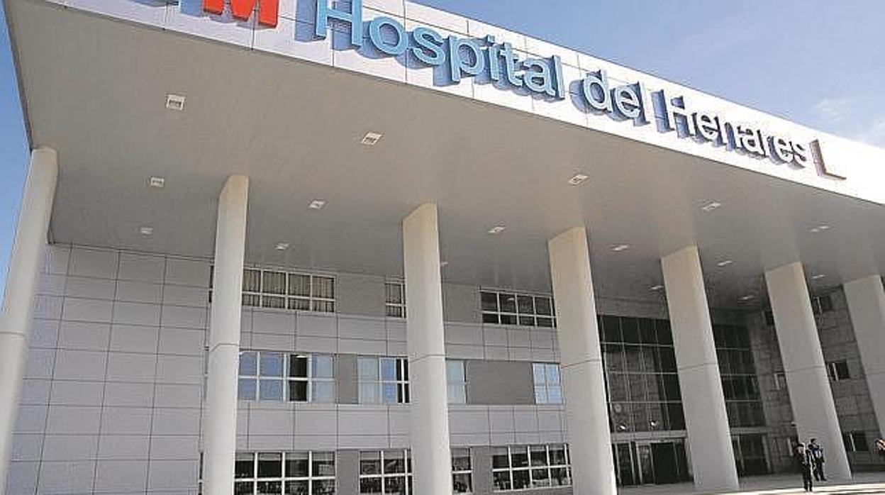 Fachada del Hospital del Henares
