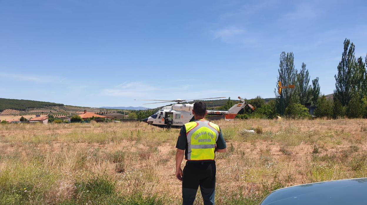 Durante días se realizaron intensos rastreos en busca de la mujer desaparecida, en los que también participaron las unidades aéreas de montaña de la Guardia Civil