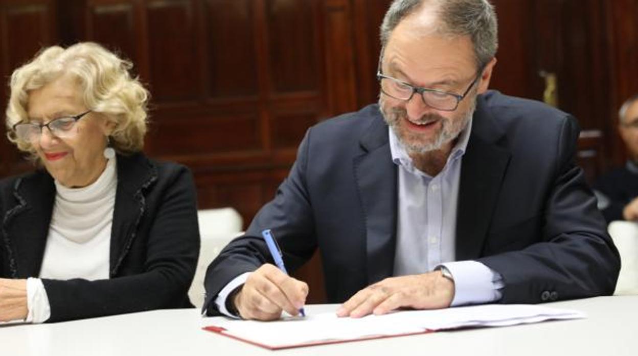 Manuela Carmena y Javier Barbero