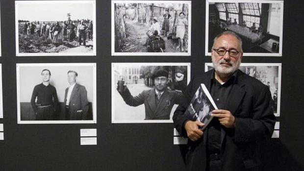 Fallece el fotógrafo y periodista barcelonés Carlos Pérez de Rozas