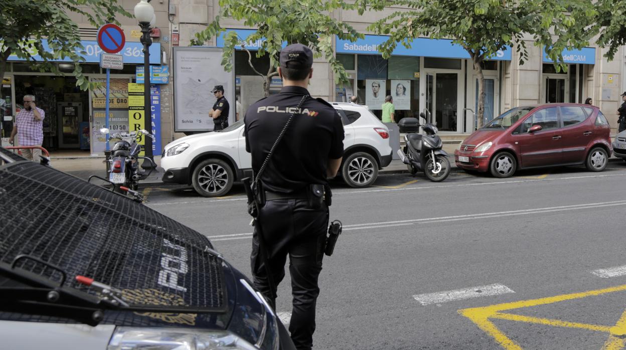 Un agente de la Policía Nacional, en una imagen de archivo