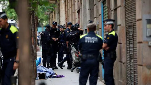 Dos apuñalamientos agravan la crisis de seguridad en Barcelona