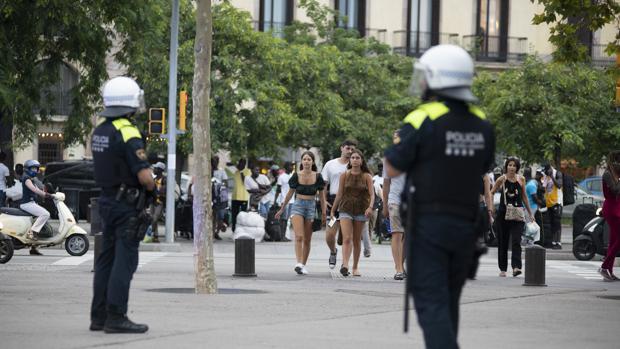 El Ayuntamiento de Barcelona admite la crisis de seguridad