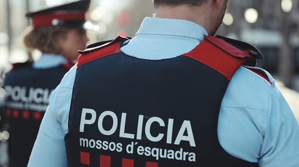 Un agente de los Mossos d'Esquadra, en una imagen de archivo