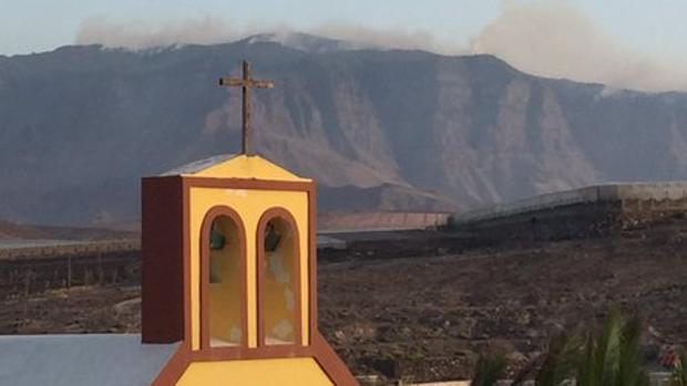El incendio no quema la esperanza de Gran Canaria