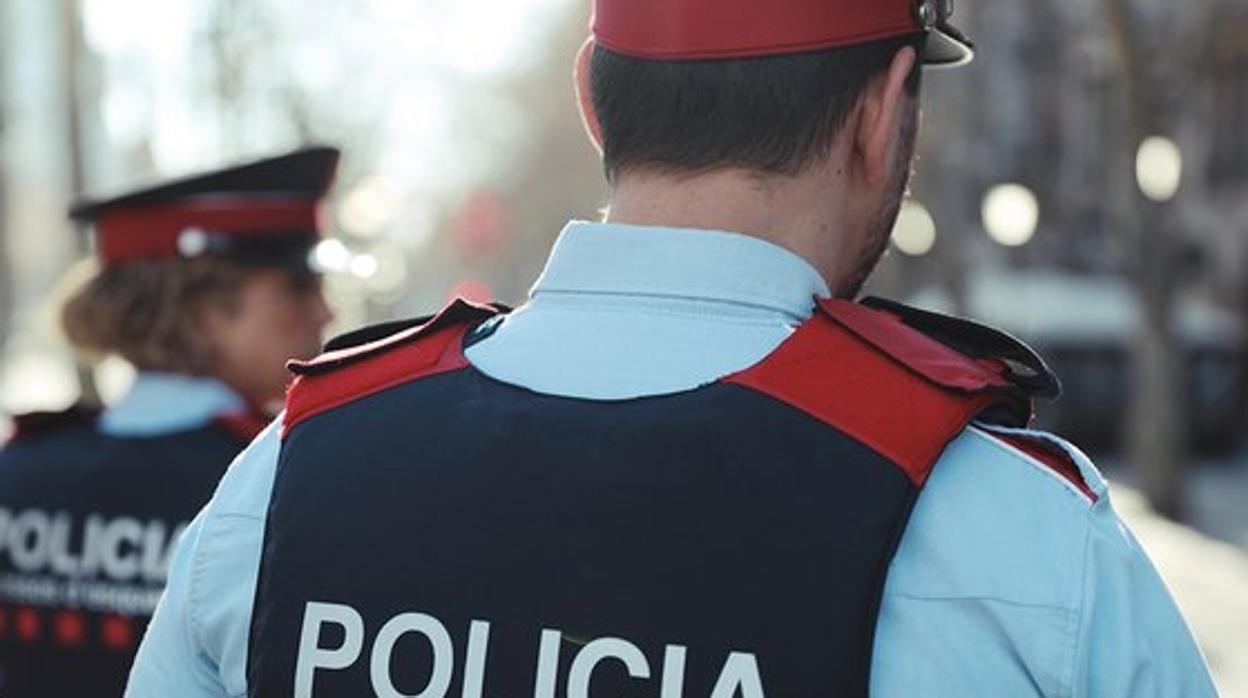 Detenido por robar un reloj de 25.000 euros a un turista alemán en Barcelona