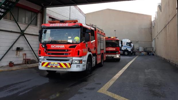 Rescatan a un anciano que se cayó a un pozo en Ayora