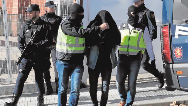 La Policía detiene a un presunto colaborador de Daesh en Alicante