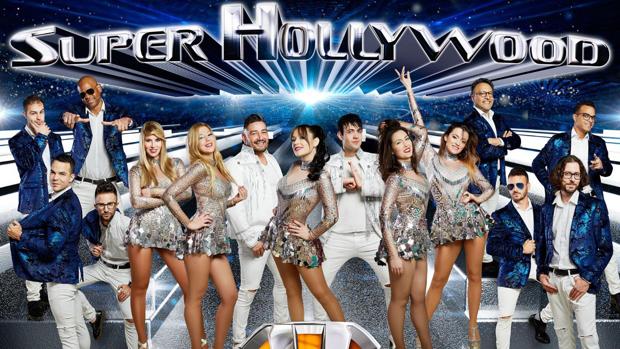 Muere una bailarina de una orquesta por una explosión pirotécnica en Las Berlanas (Ávila)