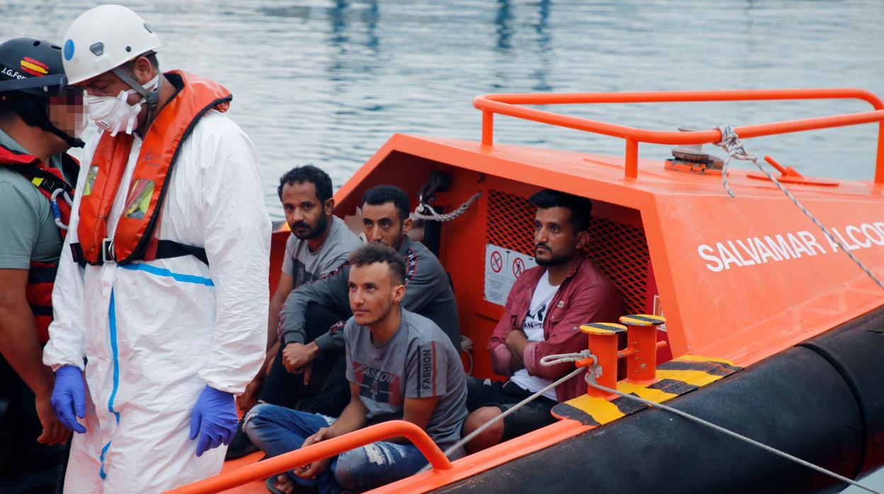 Ya son 51 los inmigrantes detenidos en Ibiza tras su llegada en patera