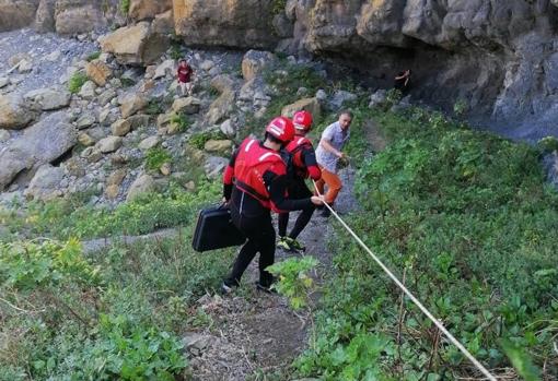 Detonan tres obuses de la Guerra Civil hallados en la isla vizcaína de Ízaro