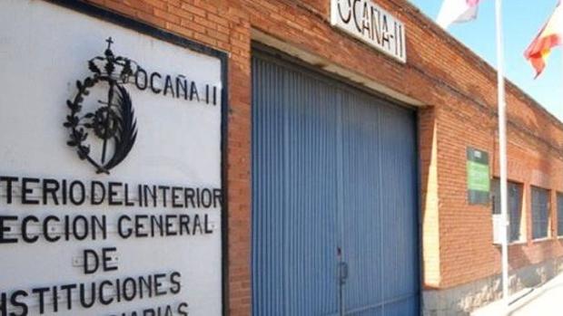 Un preso de Ocaña II se masturbó cuando una funcionaria lo entrevistaba