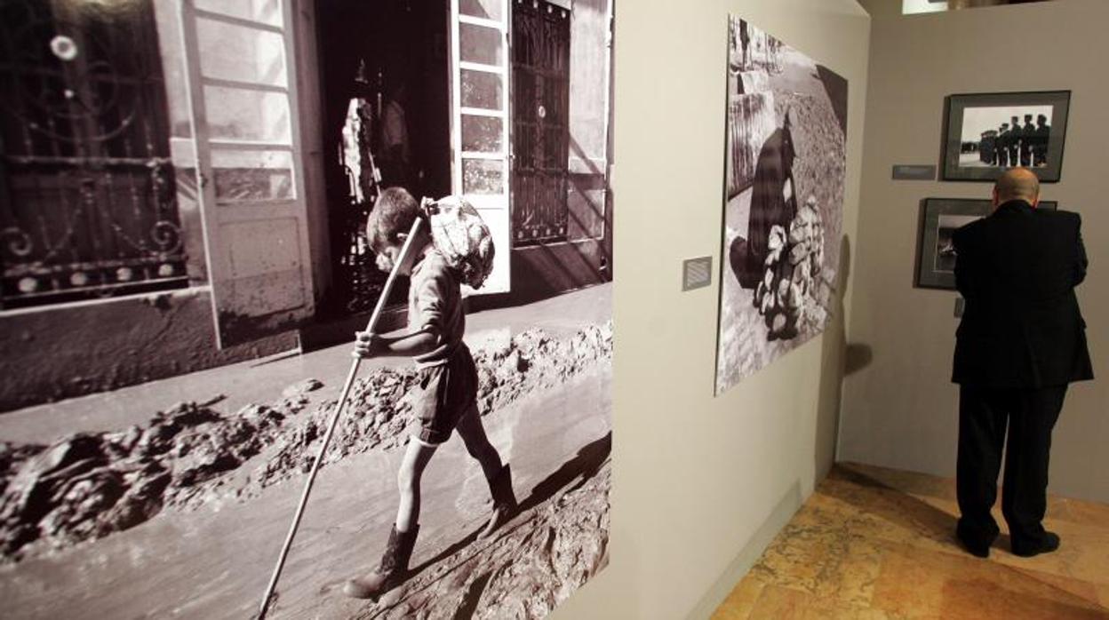 Exposición de fotos sobre las riadas en Valencia