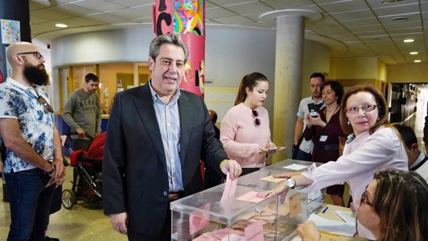 Dimite el presidente de Vox en Valencia sin renunciar al sueldo de diputado autonómico