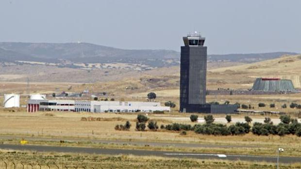 El aeropuerto de Ciudad Real recibe su primer vuelo después de 9 años sin actividad