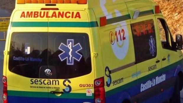 Tres heridos leves tras un accidente de una ambulancia en Almadén