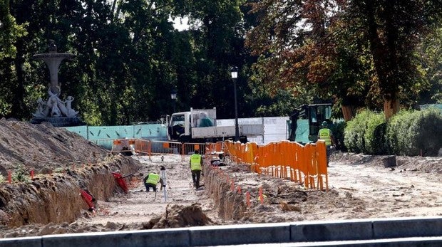 Hallan restos arqueológicos del siglo XVII en las obras del paseo de México del Retiro